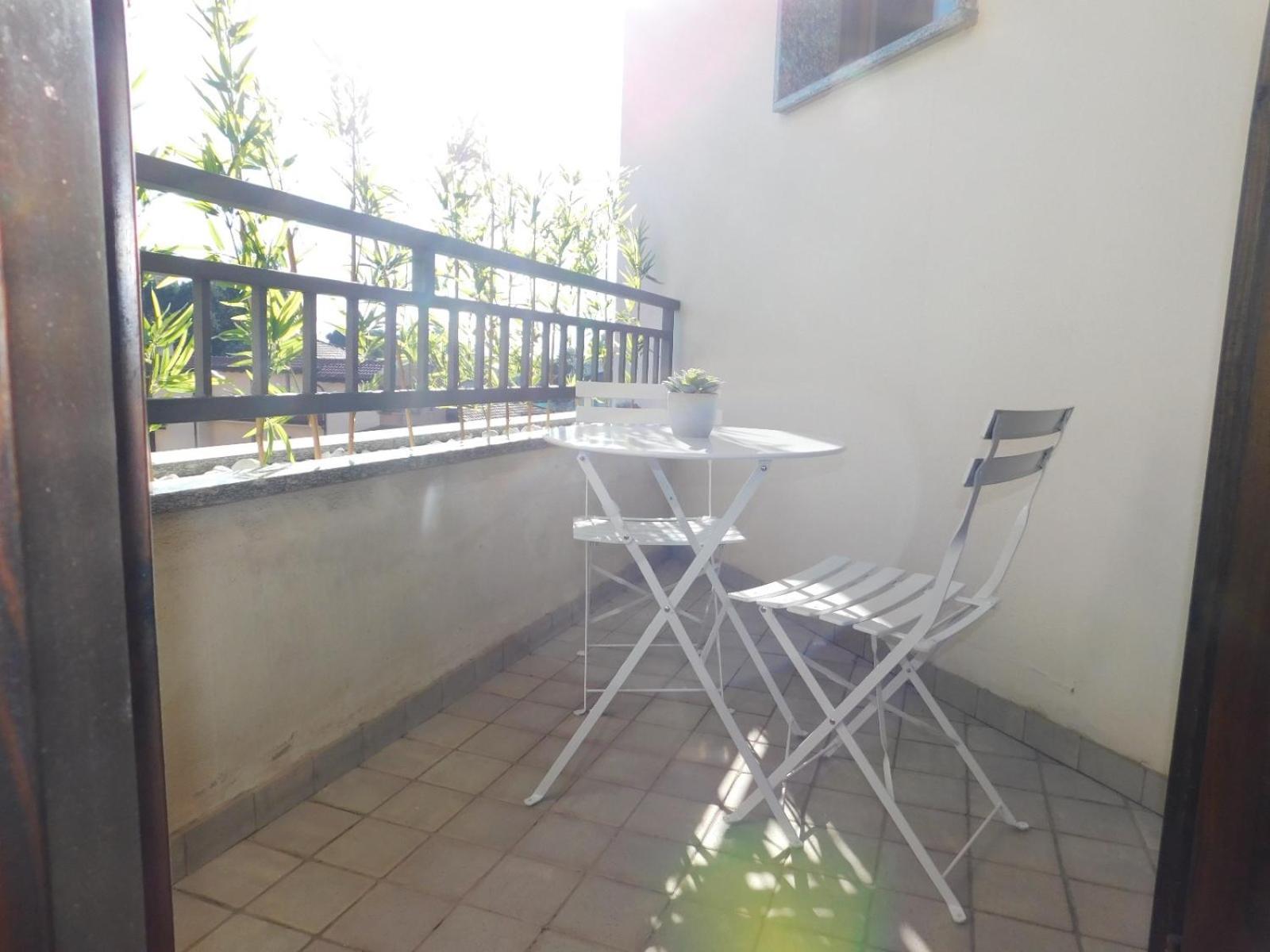 Appartamento Casa Jotti Cardano Al Campo Esterno foto